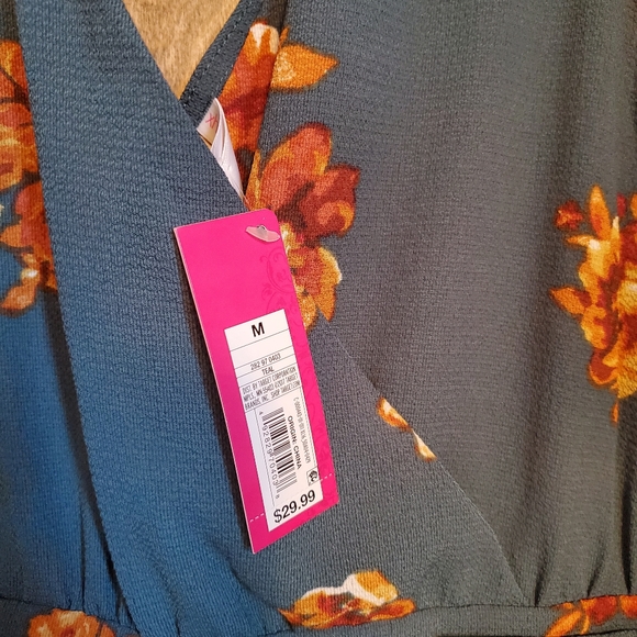 Jumper - Picture 2 of 2